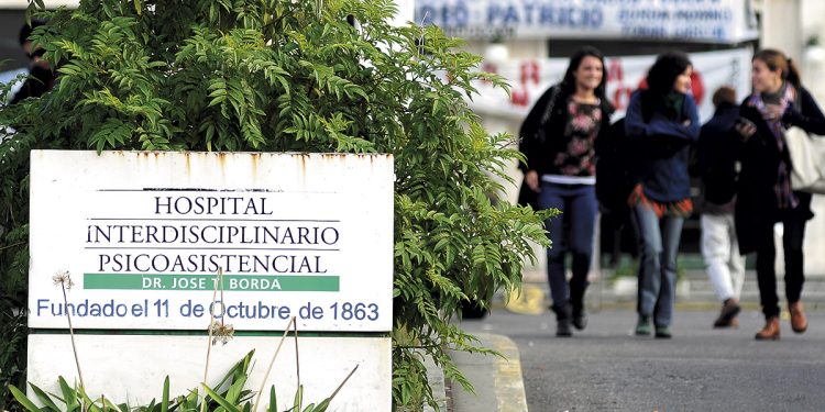 Paran por 24 horas en el Hospital Borda: piden mayores medidas de seguridad