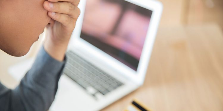 Rendición de Cuentas: el FA busca impedir que se limiten servicios públicos a personas en el Clearing