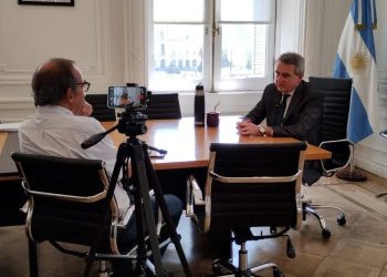 Rossi, mano a mano con BBN: el campo, la interna de UxP y los palos a Bullrich y Larreta