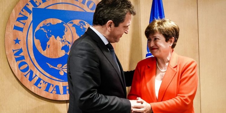 “Son positivas para fortalecer reservas”: el respaldo del FMI a las nuevas medidas del Gobierno