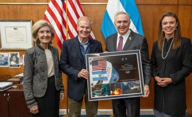 Tras reunirse con el titular de la NASA, Alberto Fernández aprobó el ingreso argentino al proyecto Artemis