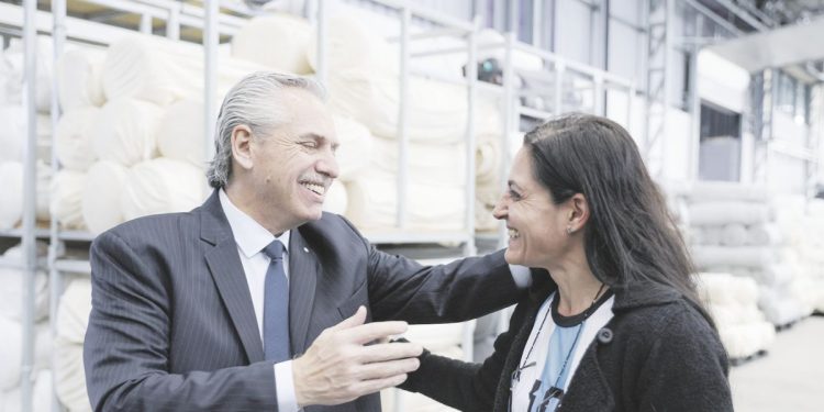 UP: Alberto volvió al conurbano y Massa sale de gira por el interior