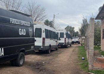Al menos dos de los más de 170 detenidos por los «robos masivos» en el Conurbano tenían un arsenal en su casa