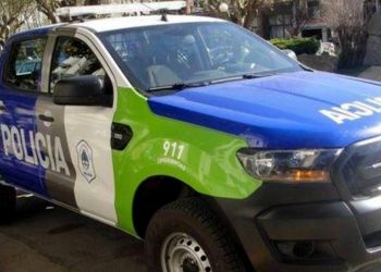 Asesinan a golpes a una mujer frente a sus hijos y por el femicidio detienen a su expareja