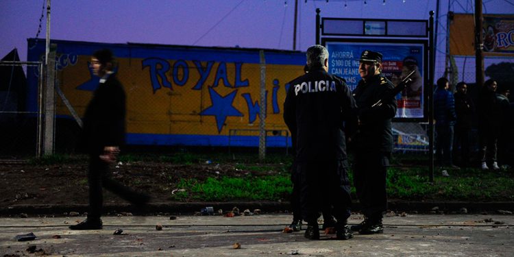 Bajaron las detenciones y las muertes por balas policiales en la provincia de Buenos Aires