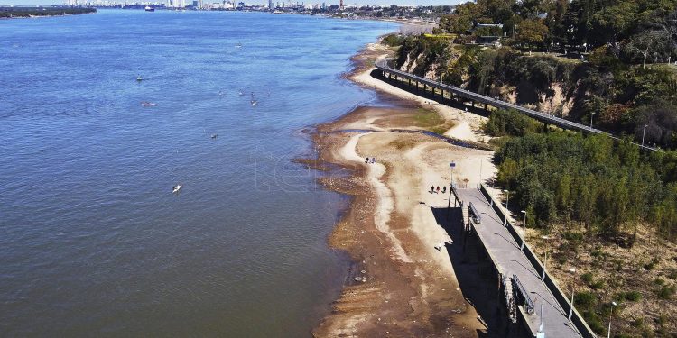 Cafiero: “El pago de un peaje no va a definir la relación con Paraguay”