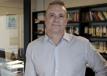 Constitucionalista plantea que Milei busca “descartar la Constitución”