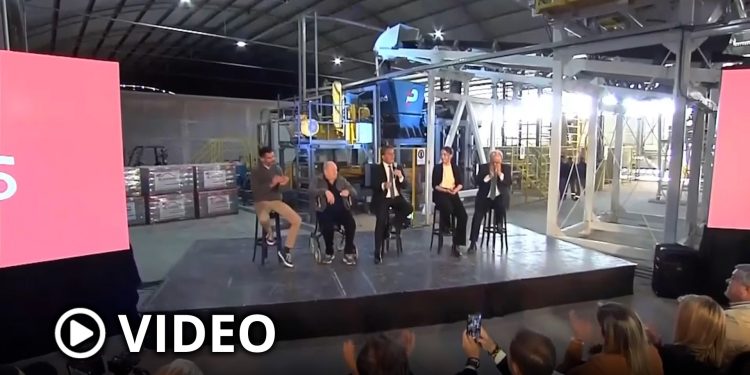 Desde Córdoba, Massa advirtió que JxC “promueve la precarización laboral”