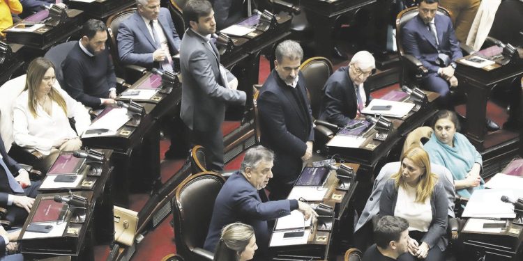 Diputados: oposición retocó ley de alquileres pese a rechazo del Frente de Todos y de Javier Milei
