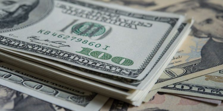 El dólar cerró la semana con un incremento de 0,24%