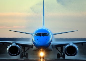 El FdT consiguió dictamen de mayoría para el proyecto que protege a Aerolíneas Argentinas