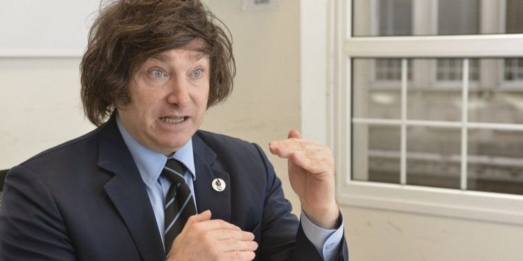 El plan de gobierno de Milei: eliminación de Ministerios, planes pilotos en escuelas y uso de armas