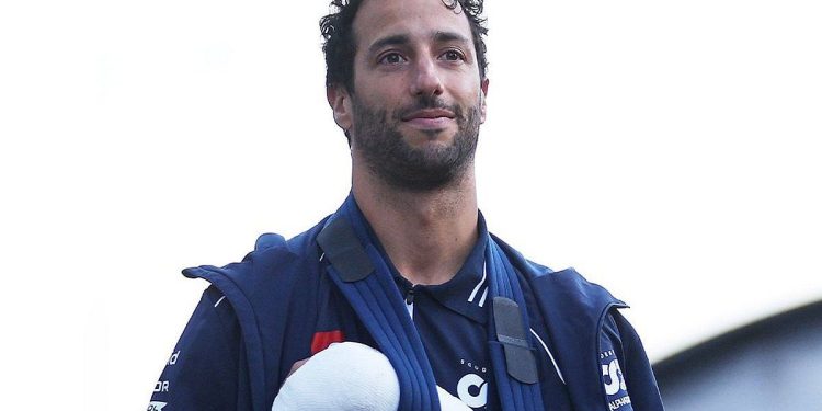 Fórmula 1: Ricciardo se accidentó y terminó con una muñeca rota