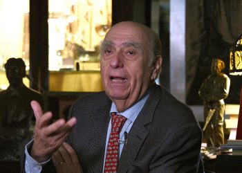 Julio María Sanguinetti mostró su “preocupación” por el triunfo de Javier Milei en Argentina