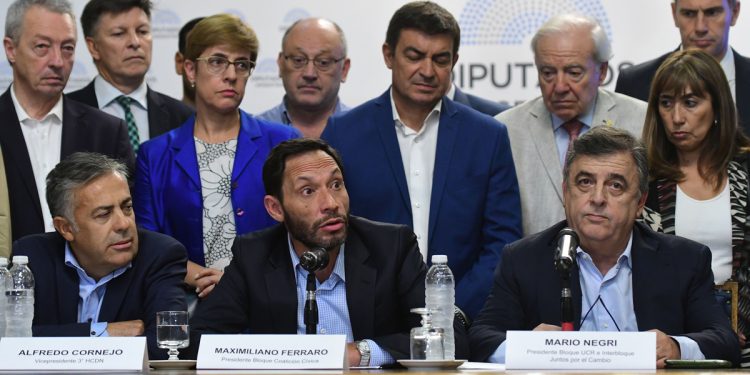 JxC pide sesión para modificar la Ley de Alquileres y pone a prueba un acercamiento con Milei