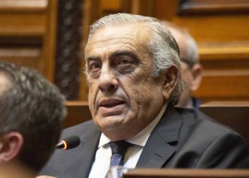 La diferencia cambiaria con Argentina es de hasta “7 a 1”, alertó el intendente de Río Negro