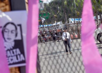 La mujer de Emenerciano Sena denunció “torturas y hostigamiento” a su esposo