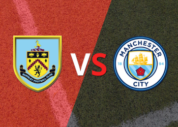 Manchester City supera a su rival con un marcador 2-0