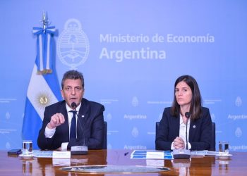 Massa anunció aumentos para jubilados y pensionados, y refuerzos de $27 mil pesos en tres meses