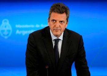 Massa se cruzó con un periodista por la suba del dólar y lo tildó de “picante”: “No fuiste respetuoso”