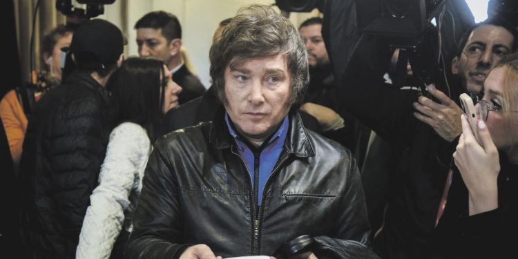 Milei contó que el FMI se contactó con su hermana por una reunión y que está “viendo cómo encararla”