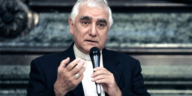 Monseñor Lozano pidió a “ponerse en los pies descalzos de los niños pobres”