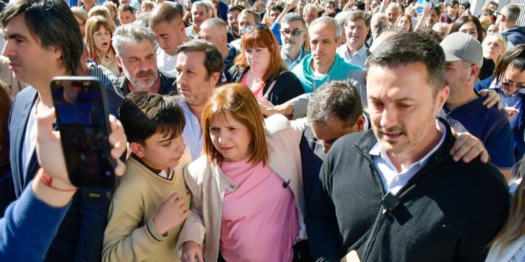 “No somos kirchneristas”: Los manifestantes que repudiaron a Bullrich rompieron el silencio
