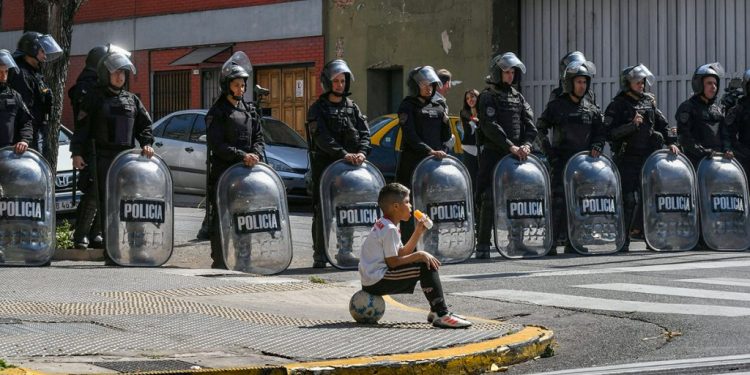 Otras 70 familias quedarán en la calle: «Nos dijeron que nos vayamos por las buenas o por las malas»