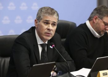 “Privatizar YPF sería regalar el patrimonio de los argentinos”