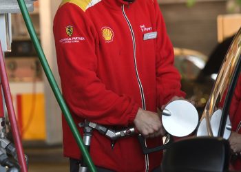 Shell y Puma subieron 12,5% promedio el precio de sus naftas y gasoils