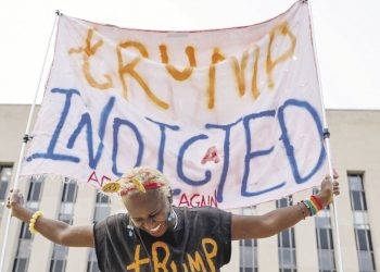 Trump usa su última inculpación para agitar la campaña electoral