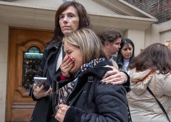 Absolvieron al psiquiatra del hombre que mató a un policía federal en un brote psicótico