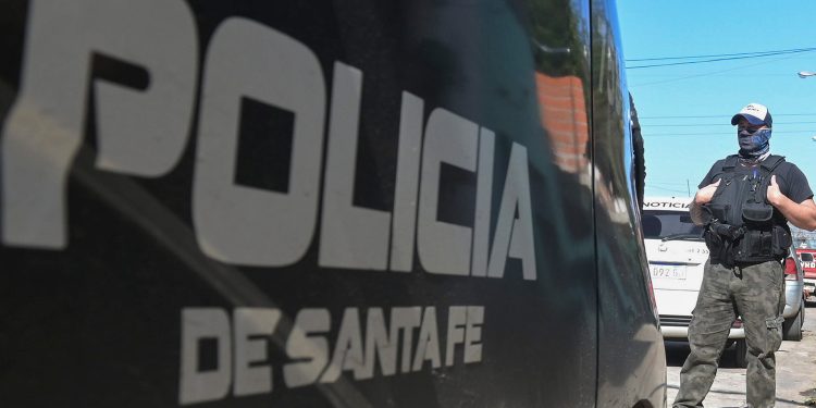 Atacó a machetazos a su inquilino y quedó detenido