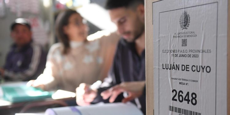 Cerraron con normalidad las elecciones para elegir gobernador de Mendoza