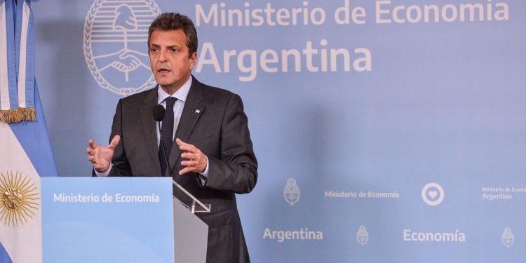 Comenzó a regir Compre sin IVA, que devuelve el tributo a productos de la canasta básica