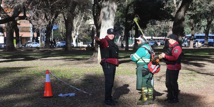 Crimen del ingeniero: una cámara captó al sospechoso en otra plaza de Palermo
