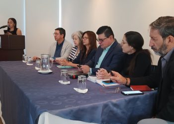 Denuncian que las amenazas de muerte a periodistas se duplicaron este año en Ecuador