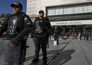 Ecuador dictará clases virtuales en escuelas de Guayas por la inseguridad