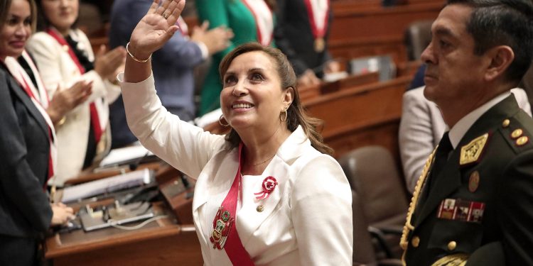 El Congreso de Perú facultó a Boluarte a legislar por decreto durante tres meses