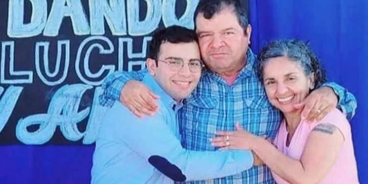 Emerenciano Sena denunció que “vive torturado por el fiscal de la causa”
