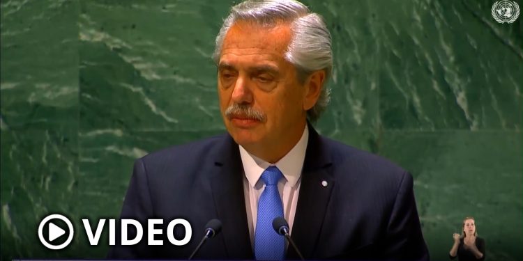 Fernández: “La arquitectura financiera apuesta a la especulación y no al desarrollo”