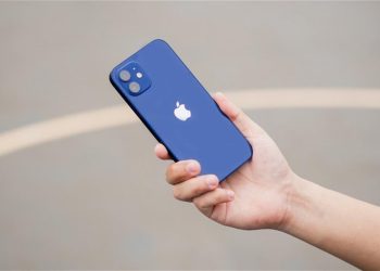 Francia retira del mercado el iPhone 12 por altos niveles de radiación y Apple asegura que los «actualizará»