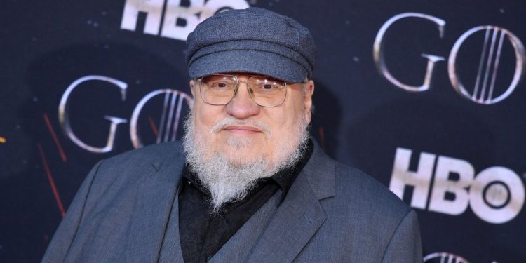 George R.R. Martin, John Grisham y otros escritores se unen en una demanda colectiva contra OpenAI