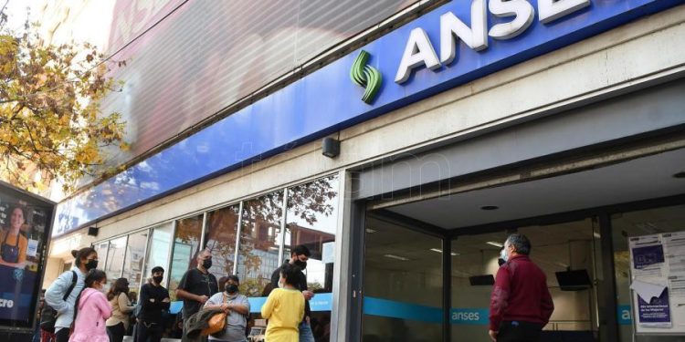 Hoy abren más de 200 oficinas de Anses para validar solicitudes de créditos a trabajadores
