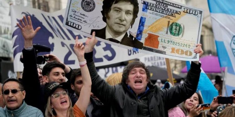 Javier Milei habló en The Economist: qué dijo sobre inflación, dólar y Banco Central