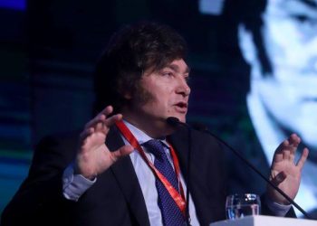 Javier Milei le respondió a Cristina Kirchner por la dolarización: “va a matar la inflación que gestó la casta”