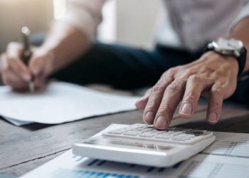 La AFIP modificó el régimen de retención de Ganancias para profesionales autónomos