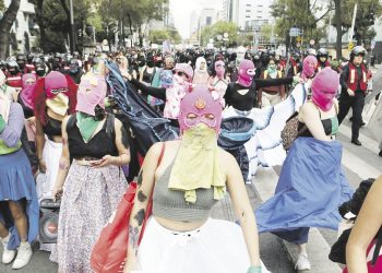 La marea verde sumó otra conquista: la Corte de México despenalizó el aborto