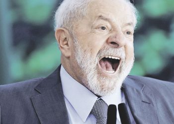 La operación de cadera de Lula transcurrió “sin complicaciones”