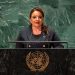 La presidenta de Honduras visitará a migrantes de su país en la frontera con EEUU